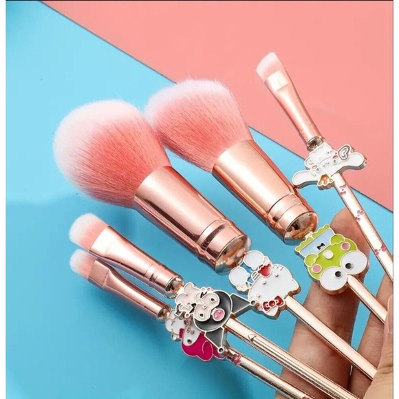 Hello Kitty 5 Piece‎ Makeup Brush Set Metal Kuromi My Melody - Picture 1 of 4